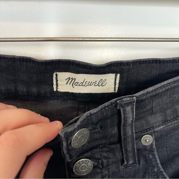 Madewell 9” High Rise Exposed Button Fly Skinny Black Raw Hem Jeans Size 24 - Picture 4 of 10